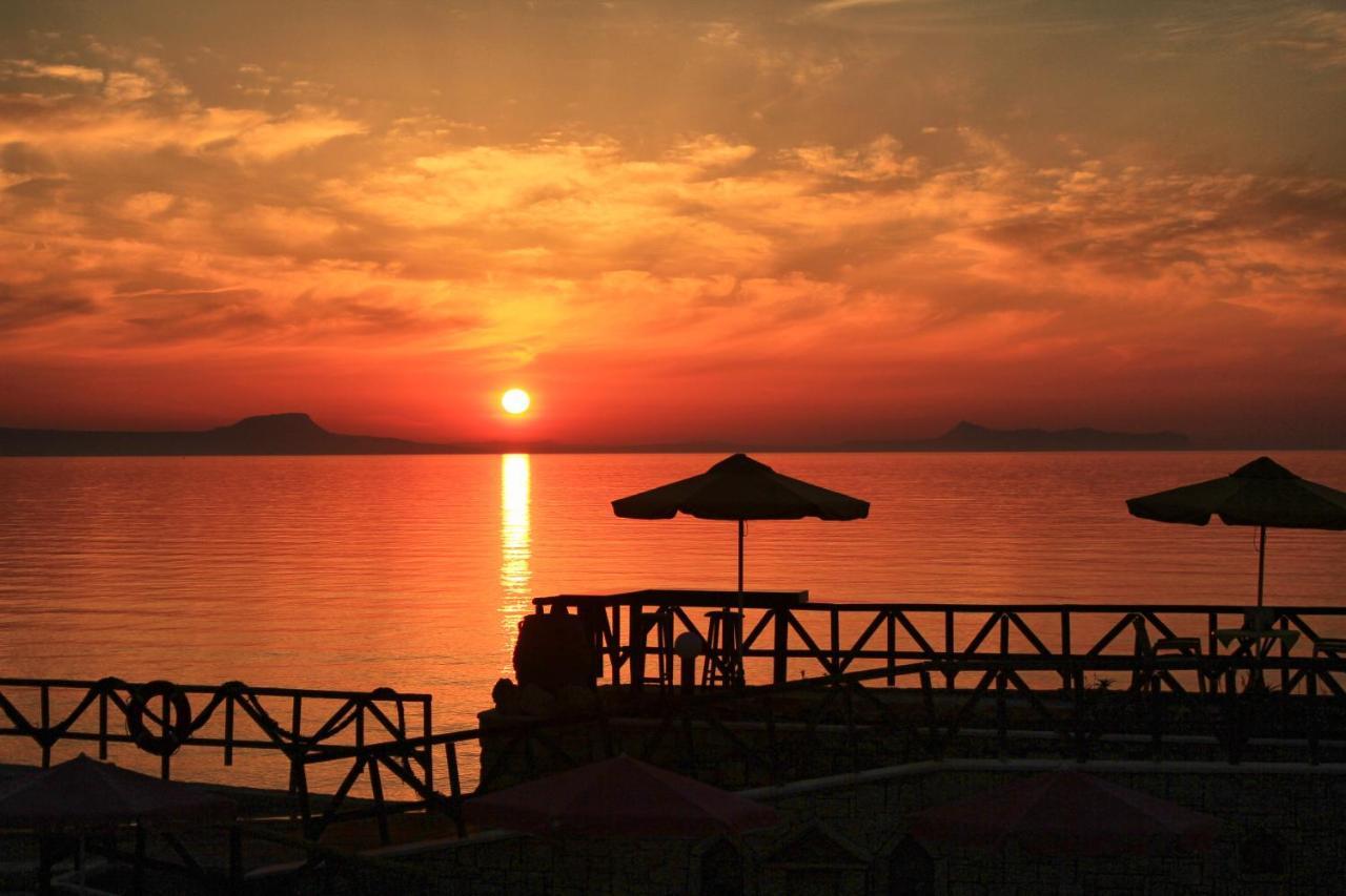Alkionis Beach Hotel Apartments Сфакаки Экстерьер фото